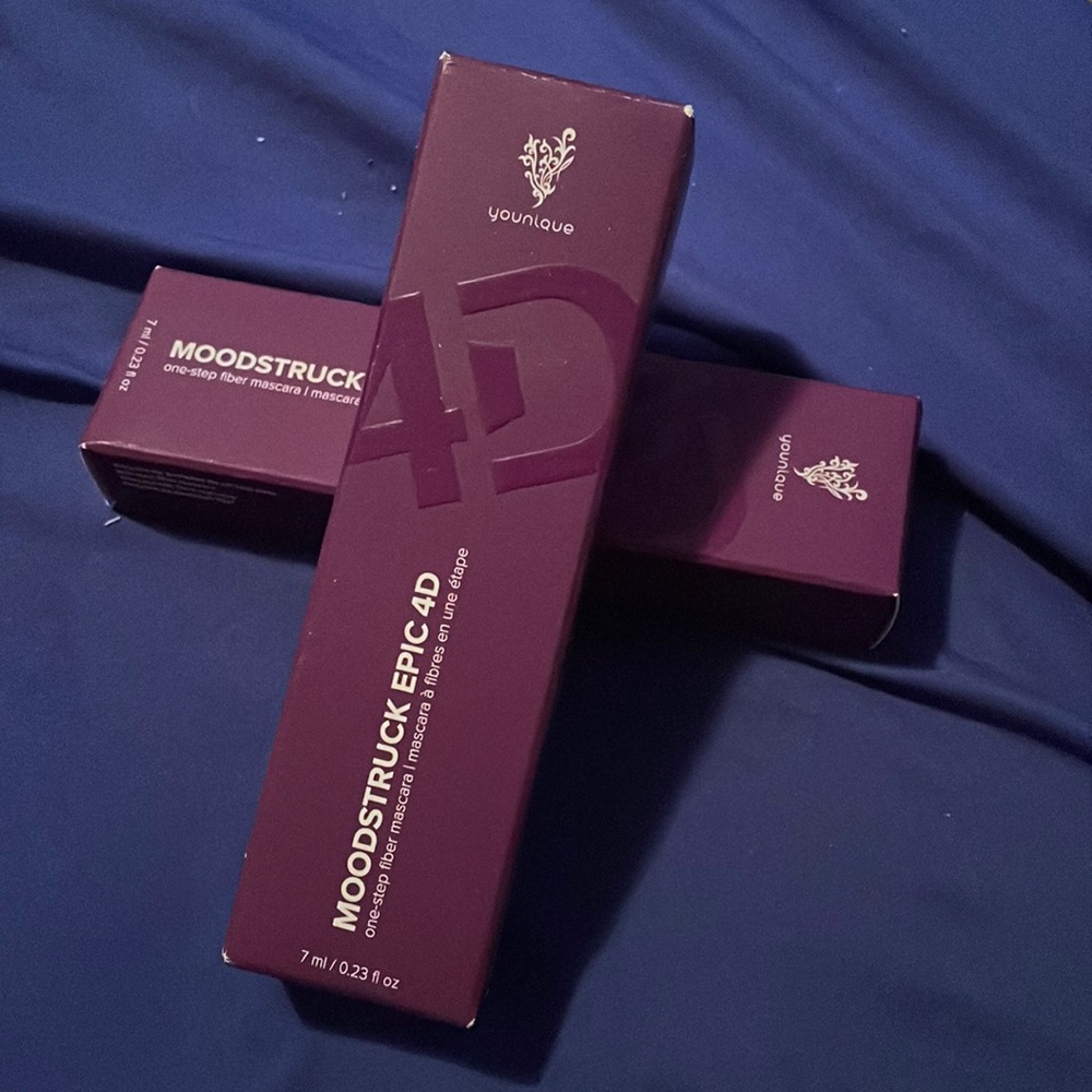 Moodstruck epic 4D purple shimmer mascara